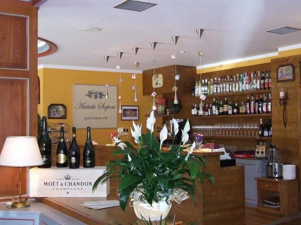 Relais Clubresidence Сан-Мартіно-ді-Кастроцца Екстер'єр фото